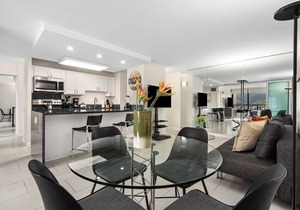 Monthly Discovery Bay 3717 Mountain/City Views 2 Bd 1Ba 2 Queen Beds