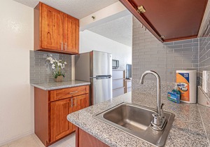 Ocean & Diamond Head Views Condo at Island Colony w/Building Amenities