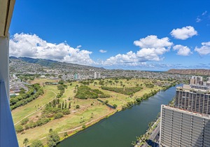Ocean & Diamond Head Views Condo at Island Colony w/Building Amenities