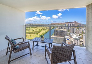 Ocean & Diamond Head Views Condo at Island Colony w/Building Amenities