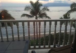 Premier Lahaina Ocean Front Studio with Fantastic Ocean View