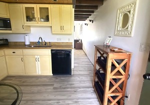 Romantic Villa-Lovely Pond & Ocean View Studio