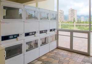 Studio with hardwood floors, ocean views - pool, hot tub, & sauna on-site