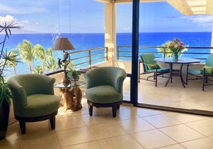 "Sunsational"Oceanfront Condo in Polo'sTop Spot-Huge Views & only steps to beach