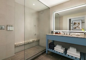 The Harpeth Franklin Downtown, Curio Collection by Hilton