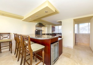 Welcome to Colony Surf #301! Beautiful corner unit on the Gold Coast!