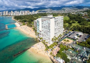 Welcome to Colony Surf #301! Beautiful corner unit on the Gold Coast!
