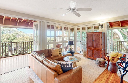 Maunaloa House | 177 m² House ∙ 2 bedrooms ∙ 6 guests