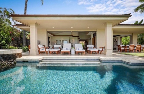 Kaupulehu House | 307 m² House ∙ 4 bedrooms ∙ 8 guests