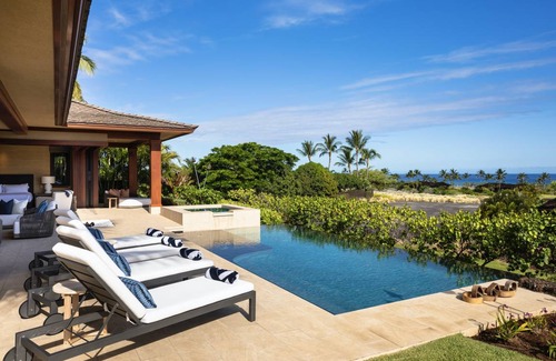 Kaupulehu House | 314 m² House ∙ 4 bedrooms ∙ 8 guests