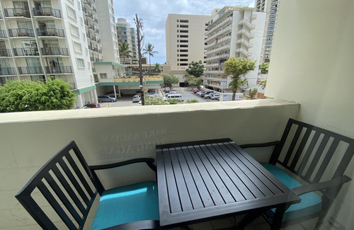 Waikiki Apartment | ALOHA-WAIKIKI STEPS to BEACH! 41