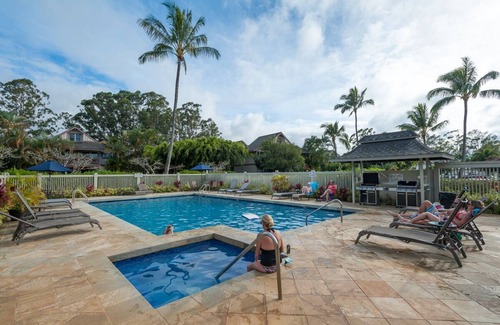 Princeville Condo | Cheerful & Affordable Studio Apartment - Walking Distance to Beaches