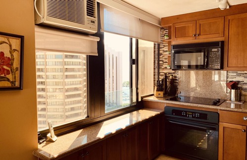 Waikiki Condo | Elegant Windsor Waikiki Condo