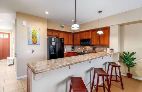 Kamuela House | FREE Late Checkout For Fall Bookings! Includes Mauna Lani Beach Club Pass. Gol