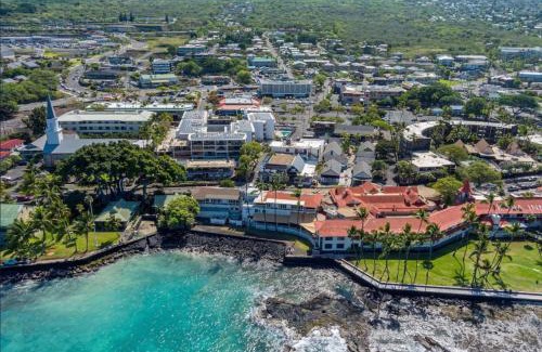 Historic Kailua Village House | Kona Plaza#409