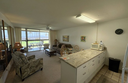 Kihei Condo | Leinaala Oceanfront #303 Panoramic Ocean Front View, A/C Great Location, Pool