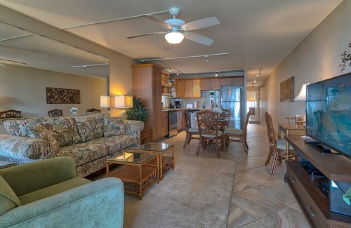 Kihei Condo | Leinaala Oceanfront 405 Panoramic Ocean View, Great Rates, Steps to the beach