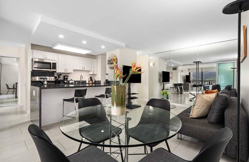 Waikiki Condo | Monthly Discovery Bay 3717 Mountain/City Views 2 Bd 1Ba 2 Queen Beds