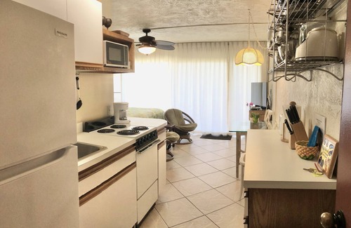 Poipu Apartment | Ocean-View Studio, Steps from Beaches In Sunny Poipu