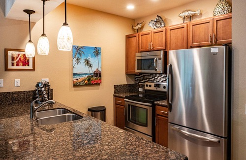Wailea Condo | Serene Luxury Golf & Tennis Villa - outdoor pools, hot tub, bbq