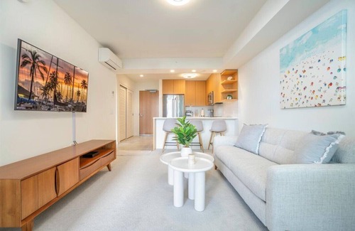 Ala Moana Condo | Sky Ala Moana 2307: 1 BR, 1 BA Condominium in Honolulu, Sleeps 4