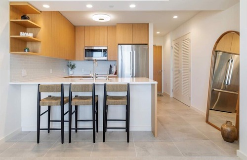 Ala Moana Condo | Sky Ala Moana 2908: 2 BR, 2 BA Condominium in Honolulu, Sleeps 4