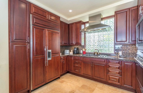 Kamuela Condo | Spacious Condo with Backyard and Ocean views | Mauna Kea Resort
