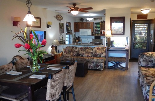 Maunaloa Condo | Unobstructed Ocean View - Lovely 1/1