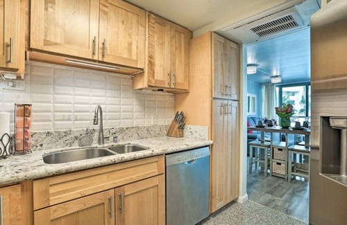 McCully - Moiliili Condo | Waikiki Landmark Resort and Condos - Breathtaking 2Bed,2Bath, Free Parking