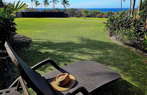 Punaluu Condo | #13 Ocean Views | 0 Bed, 1 Bath