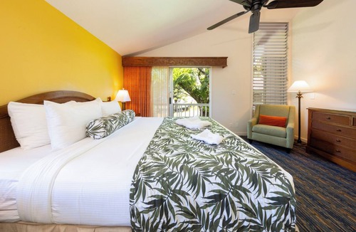 Princeville Hotel | 1BR Condo w/ Lanai + In-Unit Washer/Dryer + Full Kitchenette |Pool Access