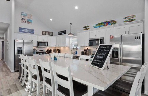 Port Bolivar House | 2 Beachfront Homes, 2 Heated Pools, 3 Hot Tubs, 2 Lifts, Pet Friendly, Sleeps 56