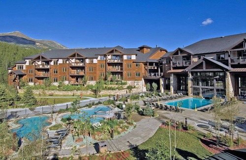 Four O'Clock Villa | 2 Bedroom Condo in Breckenridge - Ski-In & Ski-Out - Family Friendly