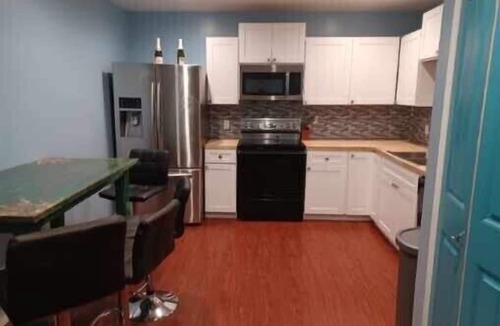 West Valley City House | 2 Bedroom, Zipline for kids Center of all the mountains, Dogs Welcome