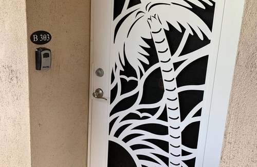 Kailua-Kona Condo | 2 bedrooms, 2 bathrooms - Across street from beach and close to Kailua Village
