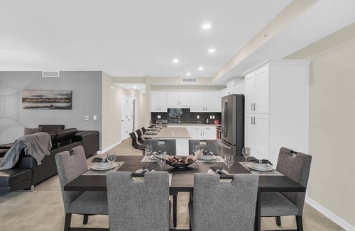 Bay Lake Apartment | 2 Bedrooms/2 Bathrooms/Storey Lake (3120-106 PC)