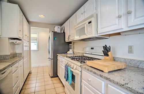 Ocean Bluff-Brant Rock House | 2 Decks + Beach Access: Oceanfront Getaway!