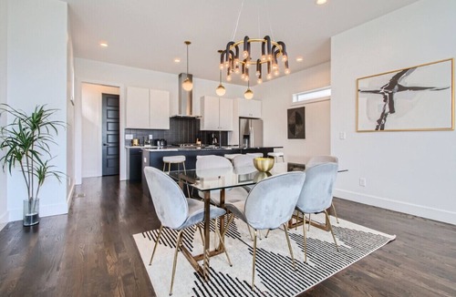 Berry Hill House | 21- Trendy `Music Hill`- The Music City Collection