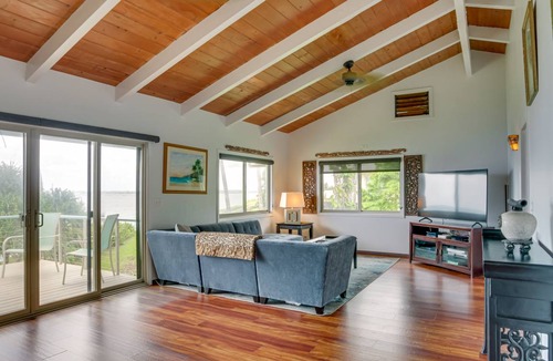 Hilo House | 213 m² House ∙ 2 bedrooms ∙ 6 guests