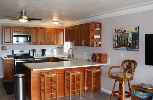 Ualapue Condo | 2BD Peace & Paradise MOLOKAI-1.5 bath/2 LANAIS w/Oceanview-Grandeur & Gorgeous!