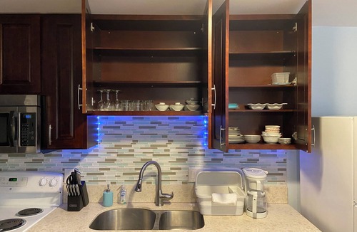 Kalihi - Palama Apartment | 2bedrm/1bathrm, near shopping center and freeway