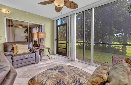 Jupiter Condo | 2BR Comfortable Condo with Easy Beach Access