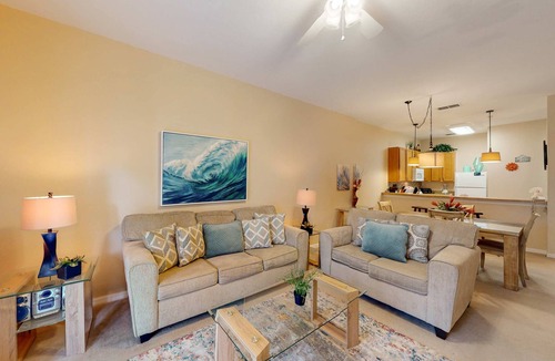 Bahama Bay Condo | 2nd-floor condo with pool & hot tub view, lanai & splash pad- 10 miles to Disney