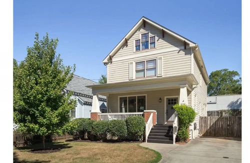 Reynoldstown House | 3/2.5: Walk to Beltline and dining; firepit, BBQ, Apple TV, sleeps 5