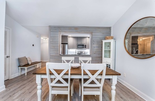 Dolphin's Cove House | 3-bdrm townhome in Ponte Vedra Beach. Close to Sawgrass, Beach, and Mayo Clinic.