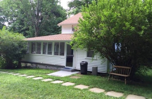 Lakeside House | 3 Lake Cottages, Waterfront for 25 Guests