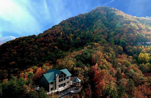 Wears Valley House | 360° Mountaintop Views | Hogwarts Room, 19-Seat Theater & 2 Pubs