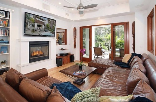 Diamond Crestview Apartment | 4 Bedroom Single family L-606229 by Houzlet