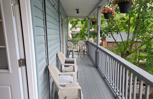 Oneonta Apartment | 40 West - 3 bdrm apt in City Center Oneonta, walkable to Main St