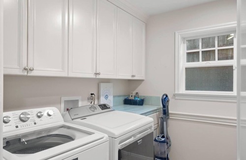 The Strand House | 4br Beach House Steps from Sand - AC, Parking, BBQ